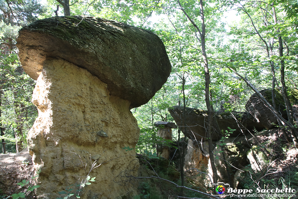VBS_8971 - I Ciciu del Villar. Villar San Costanzo. Val Maira (Cuneo).jpg